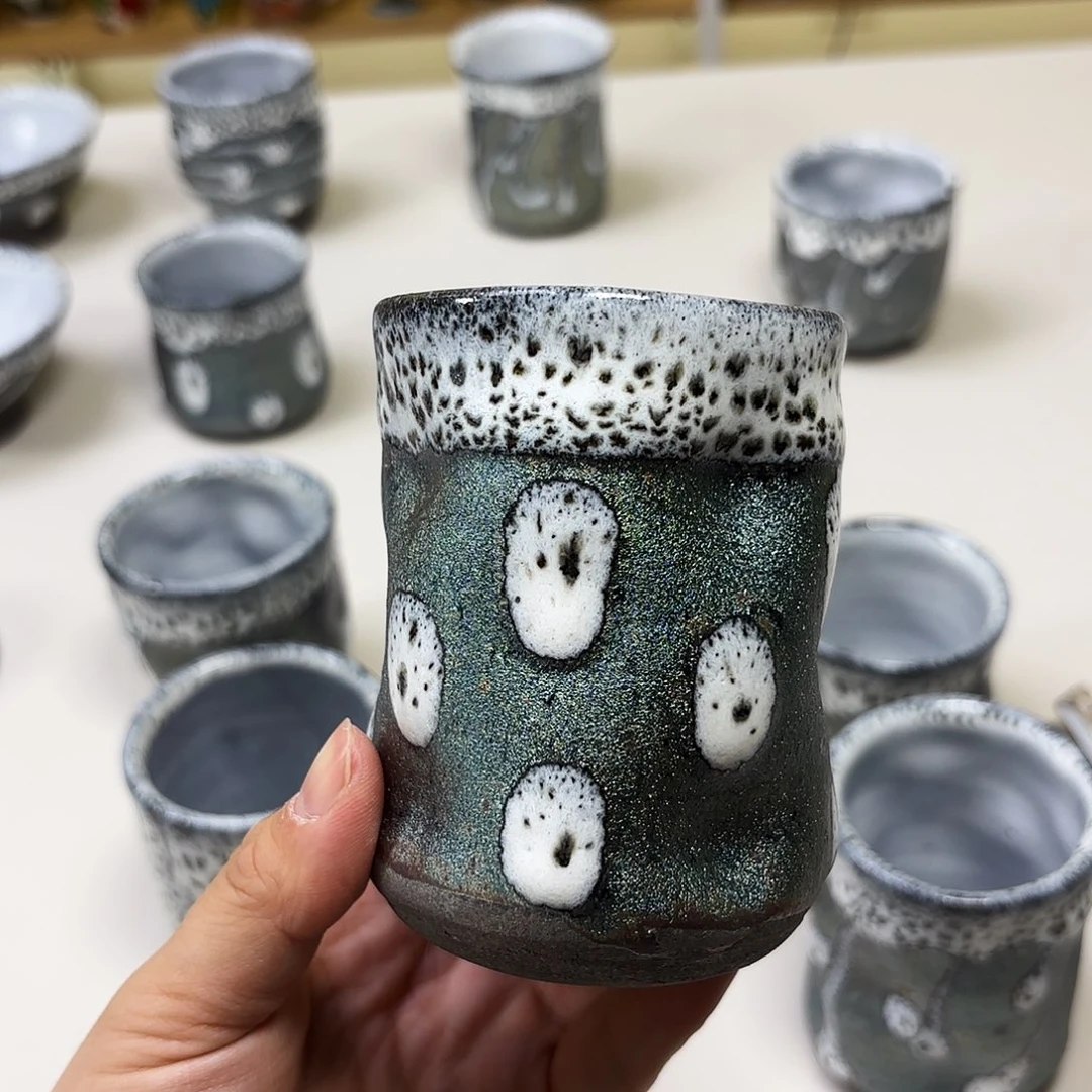 瓷       山田干雄