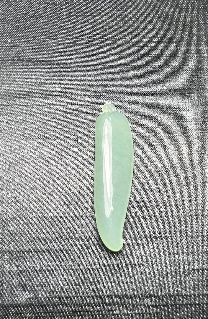 纯天然缅甸a货翡翠百搭精致精美粉青