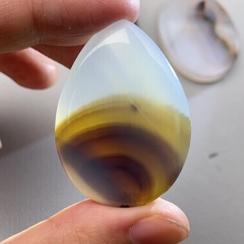 玛瑙/玉髓颈饰未镶嵌超****爹