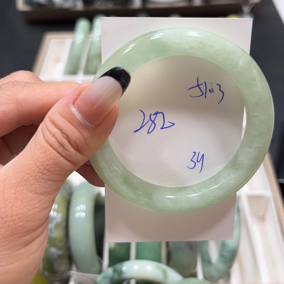 未镶嵌蛇纹石玉手镯