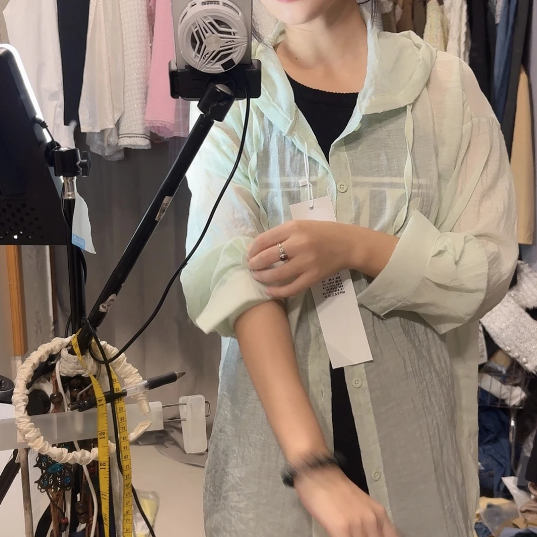 吊带全新无暇140斤以内防晒