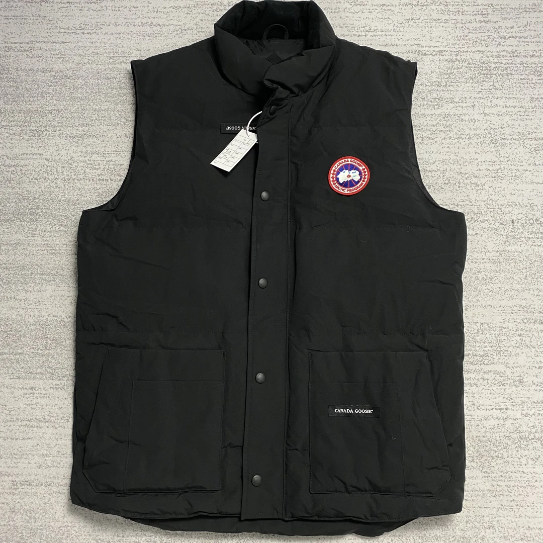 99新 CANADA GOOSE 加拿大鹅 L 黑色经典款马甲背心羽绒服