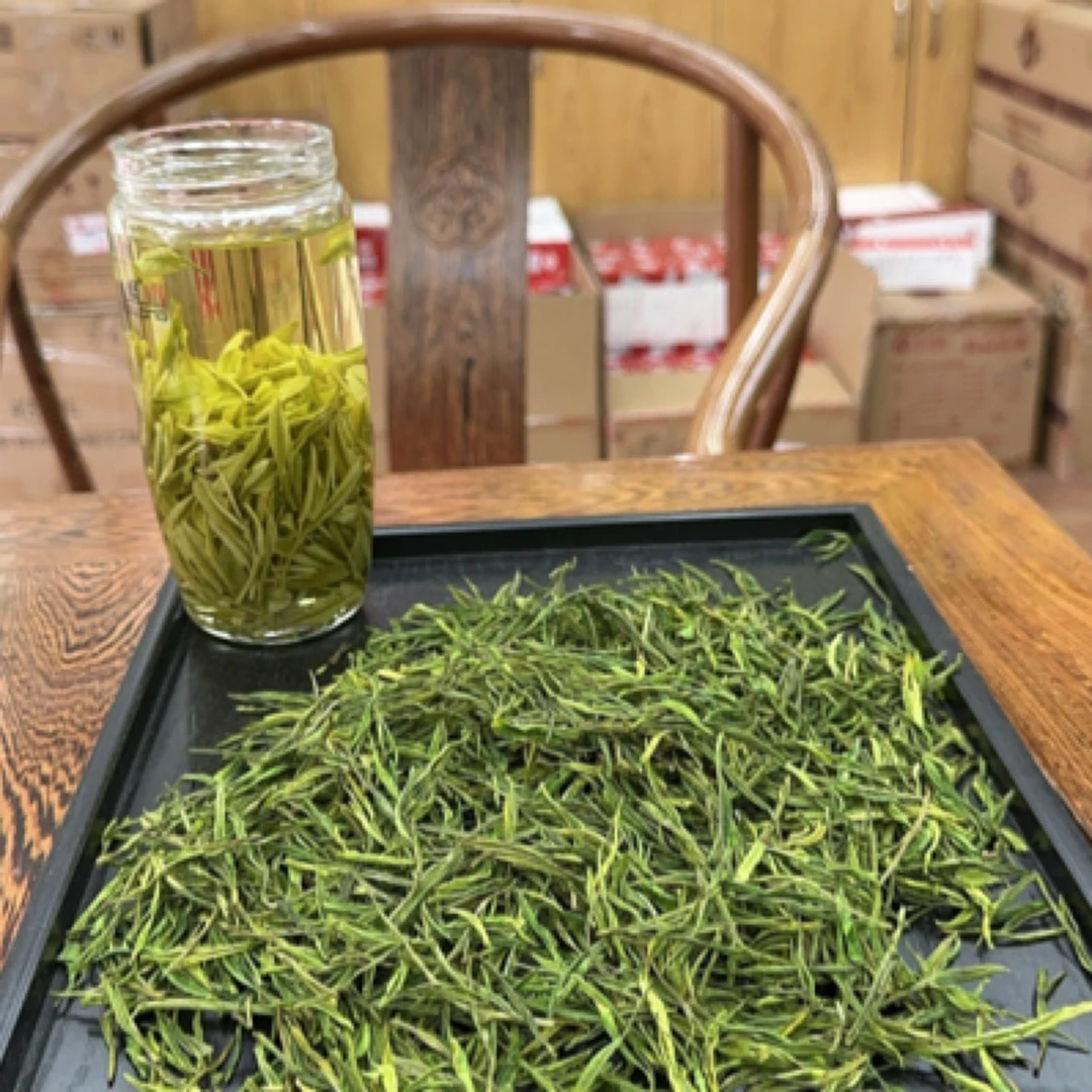 1-8-8直条口粮白茶，2025年明后新茶白茶