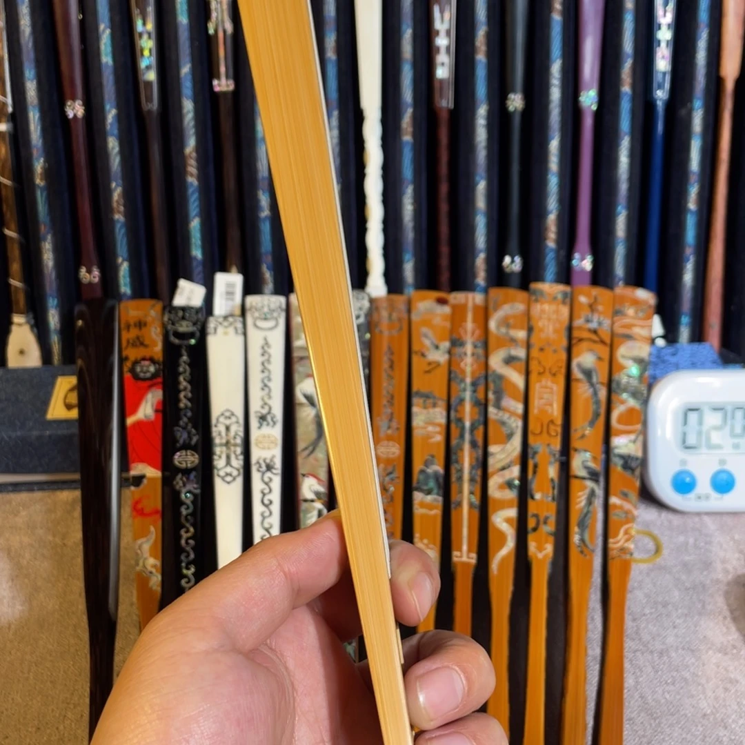 扇子手工制作工艺精湛