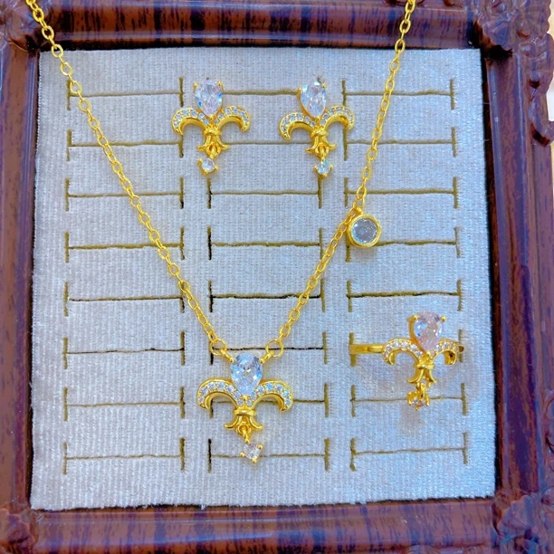 铜合金项链 2325新款三件套首饰项链耳环戒指爆款白搭时尚