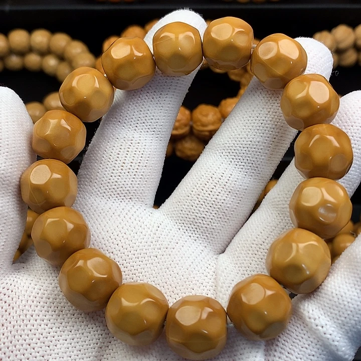 手串猴头核桃猴头