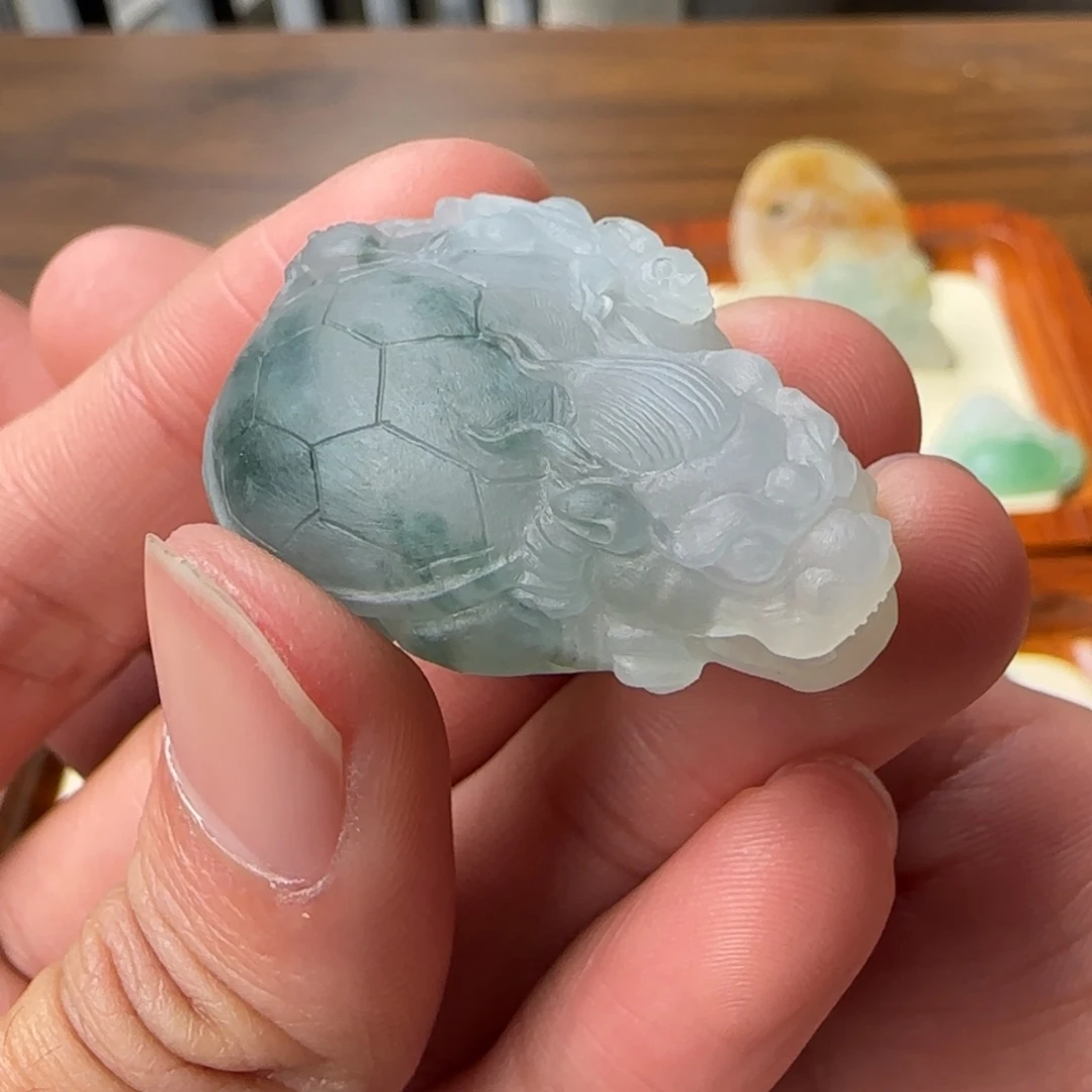 定制翡翠未镶嵌龙龟