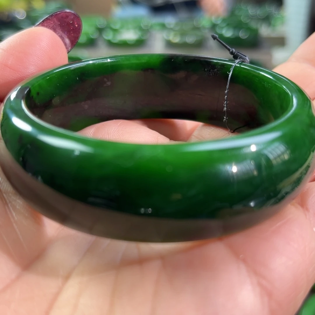 未镶嵌手镯和田玉（碧玉）