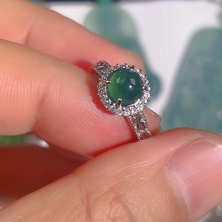 翡翠颈饰未镶嵌666666666,