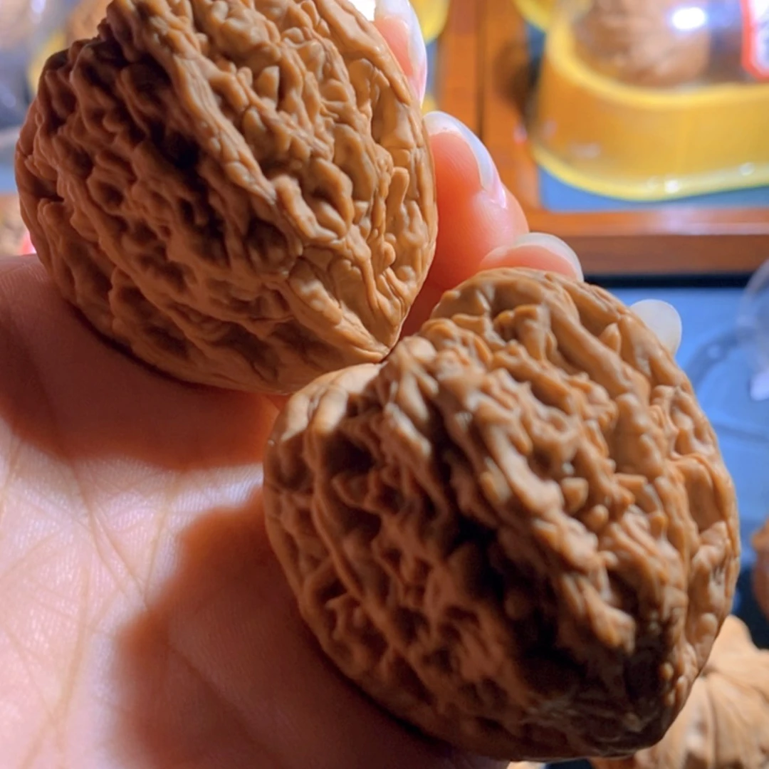 【闪购商品】文玩核桃吊坠平****)虎头王