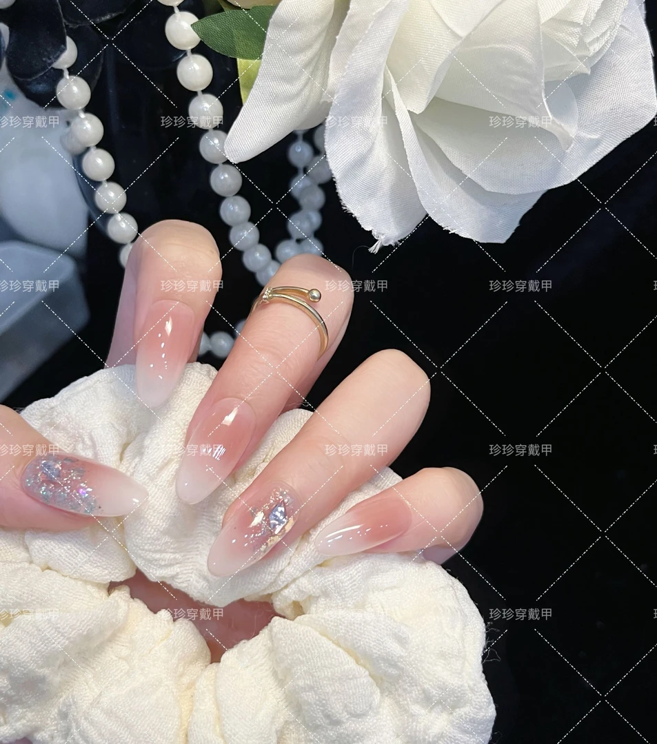 【月光纪】珍珍手工穿戴甲简约乳白渐变腮红晕染斜边细闪镶钻美甲