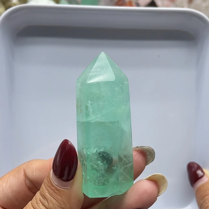 未镶嵌珠宝半成品水晶42绿莹石柱高5.7宽2.2