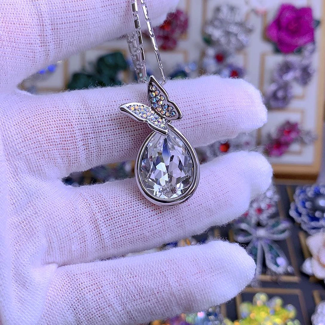 铜合金仿水晶胸针