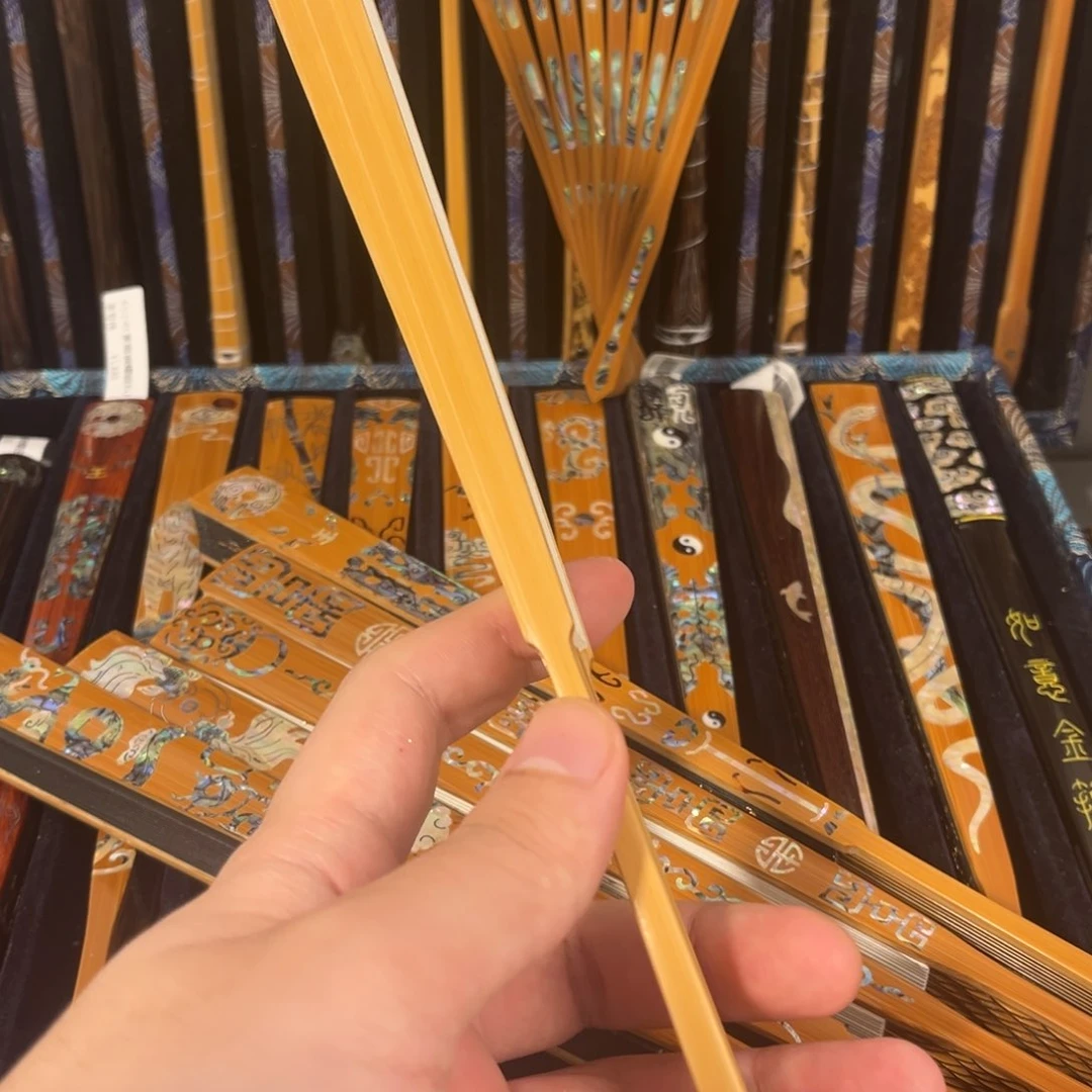 扇子万物复苏是最