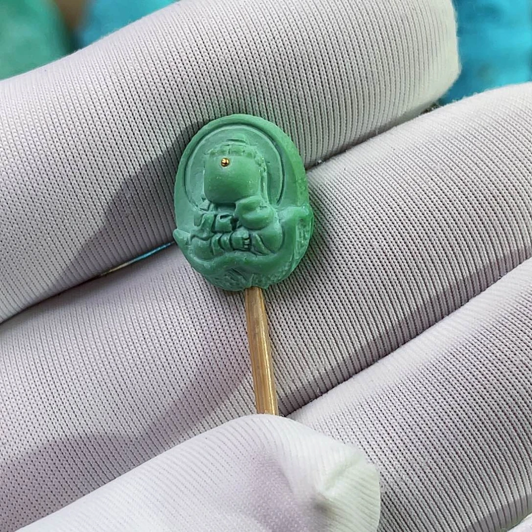 绿松石未镶嵌珠宝奇石