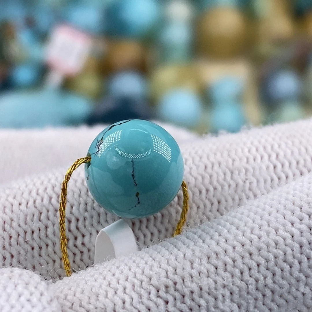 未镶嵌绿松石珠宝奇石R****曼