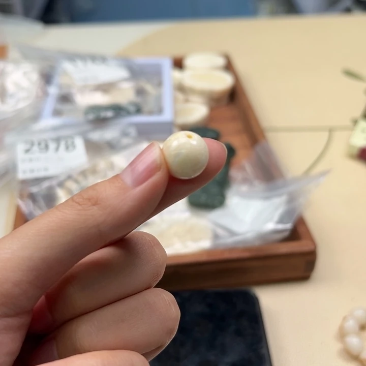 吊坠白玉菩提白色2294