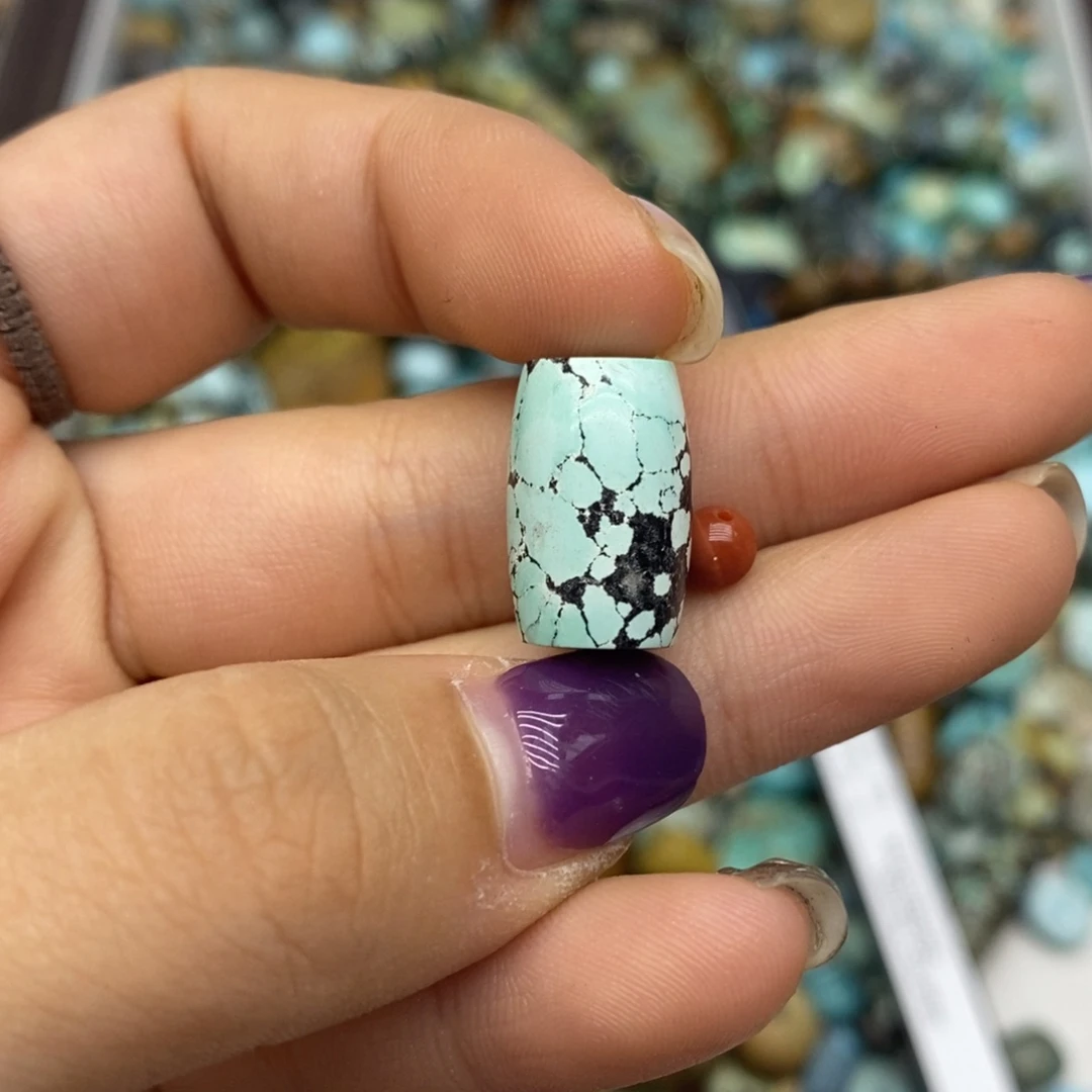 南红玛瑙未镶嵌珠宝奇石