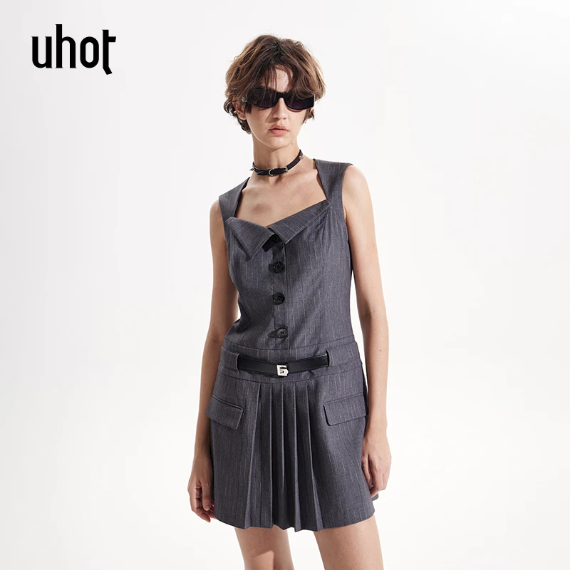 UHOT诱货 灰色坎肩三角领连衣裙女配:腰带2025春夏新款 UWWS3L171