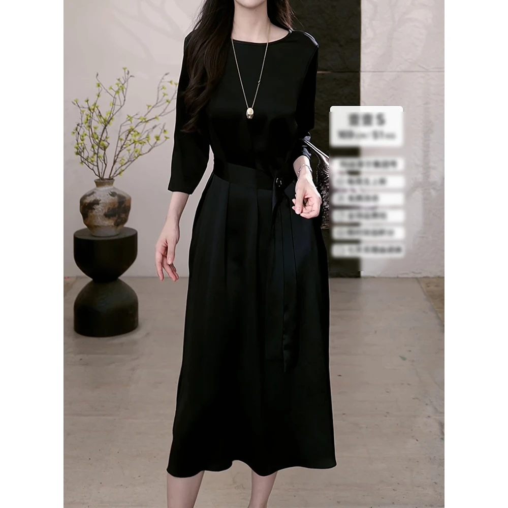 赫本风黑色奢侈品连衣裙2025秋优雅洋气质绑带收腰不显肚子a字裙
