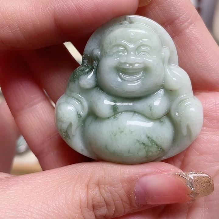 透闪石-蛇纹石玉颈饰未镶嵌