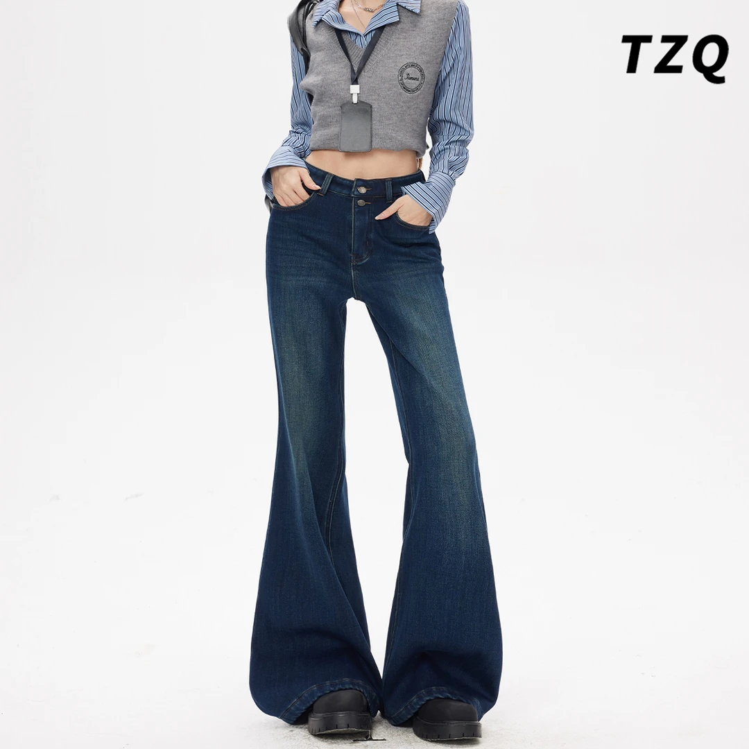 复古加绒高腰显瘦微喇牛仔裤女秋冬不贴腿拖地喇叭裤TZQ25110306
