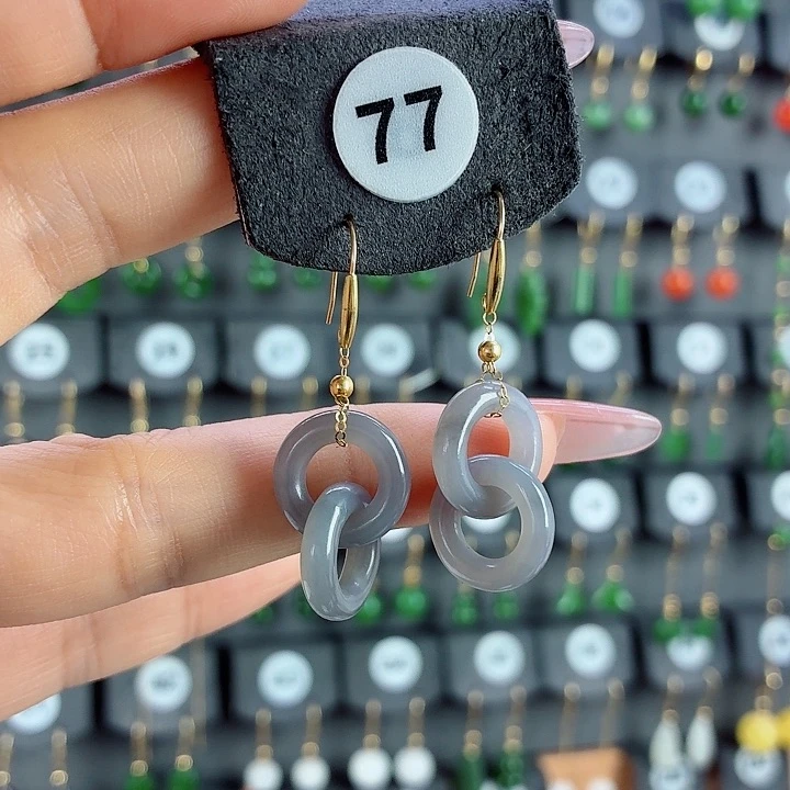 和田玉18K金镶嵌耳饰