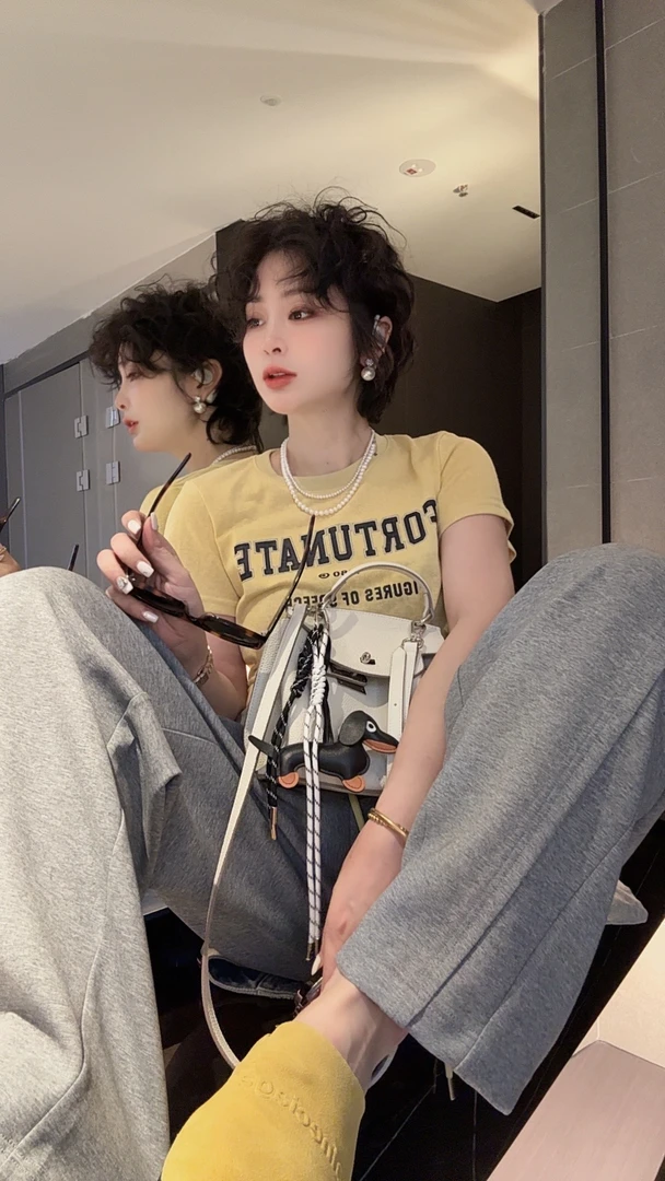 FANYE  2025春夏新款设计感美式刺绣字母短袖T恤25126