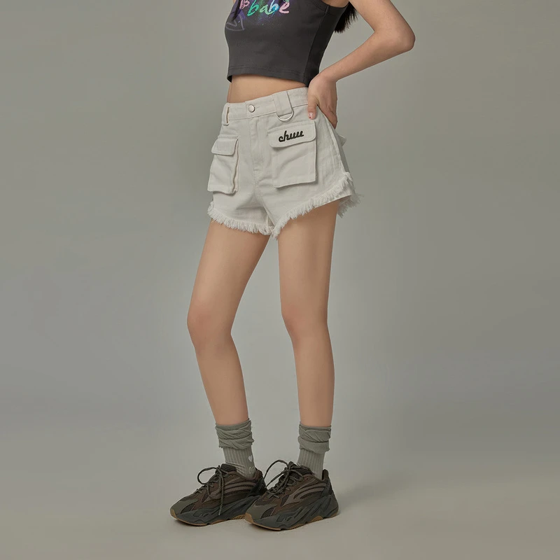 CHUU夏季女装字母刺绣设计糖果色百搭阔腿显瘦工装牛仔短裤