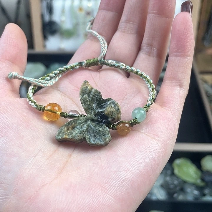 蛇纹石玉合金颈饰