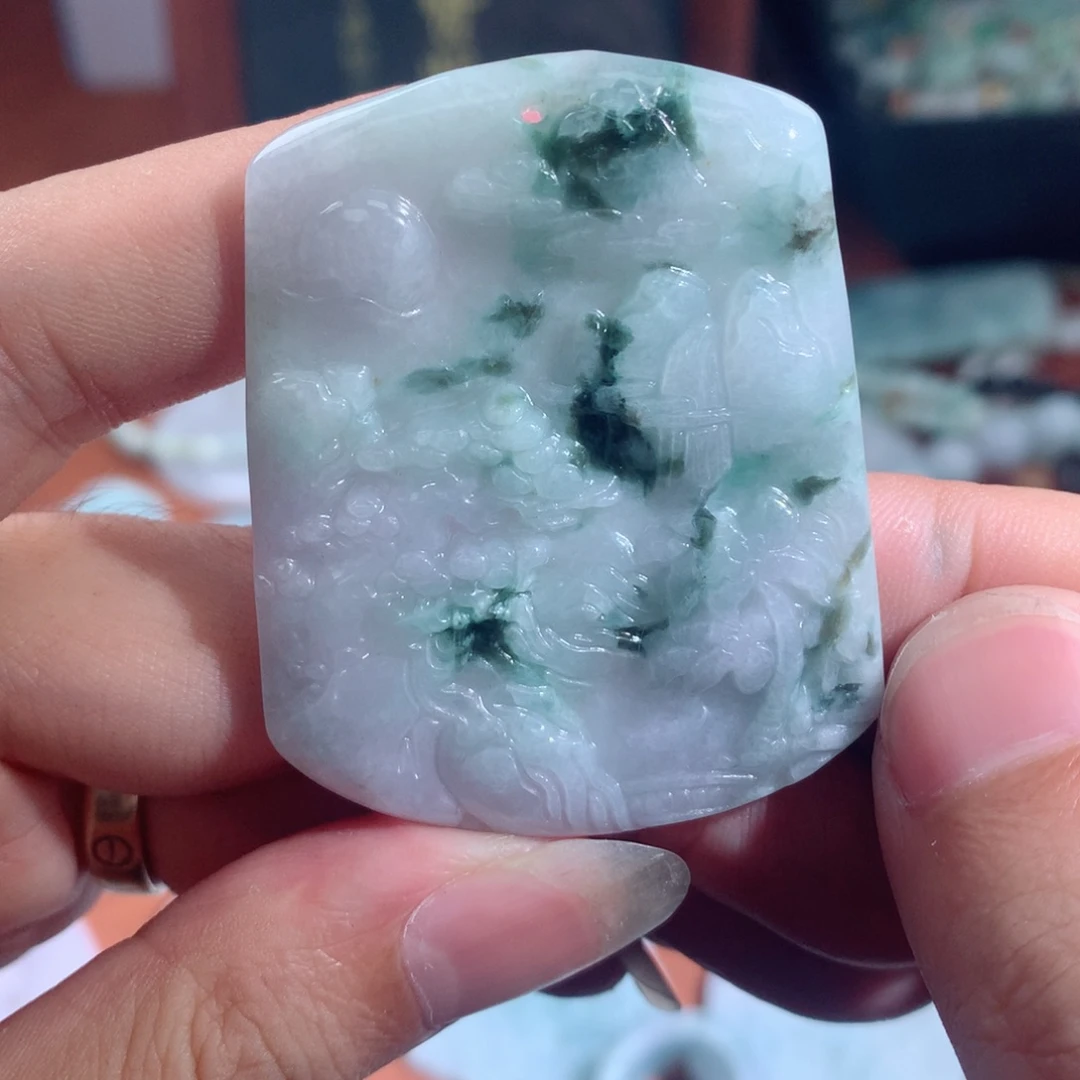 翡翠未镶嵌颈饰翡翠