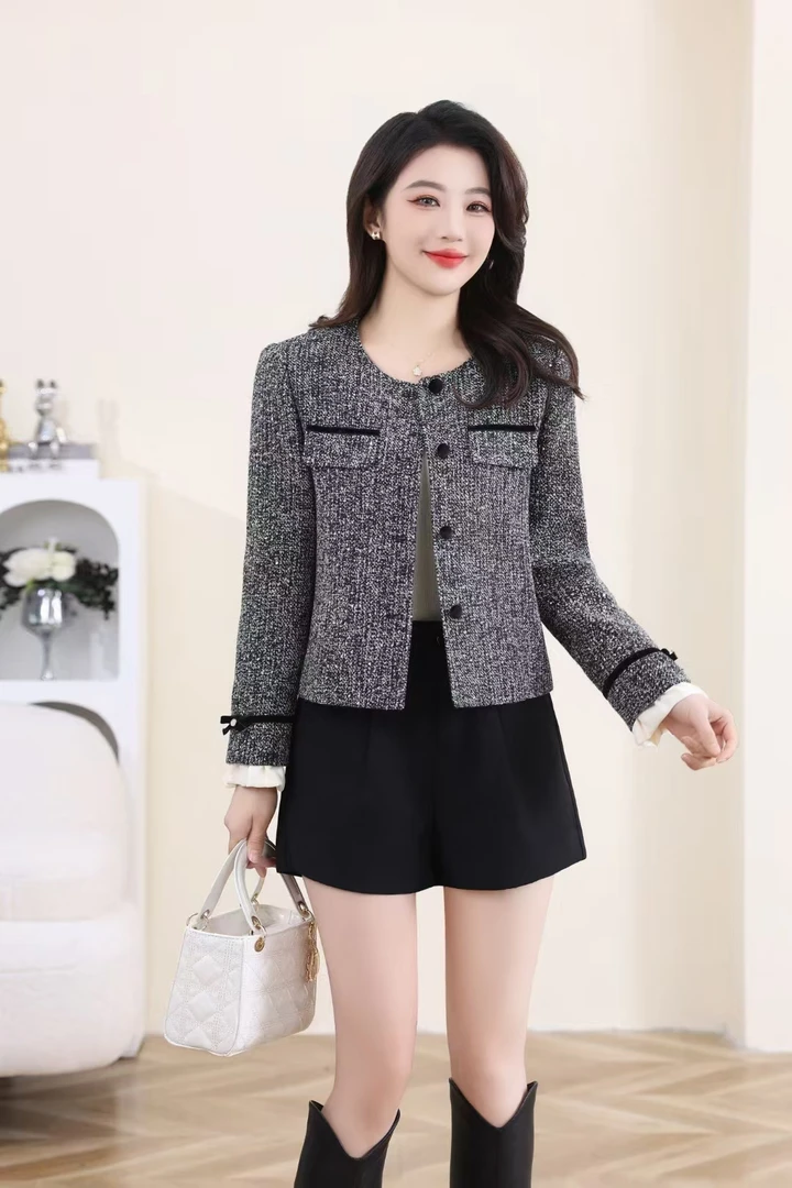 2025年新款淑女风短春款外套