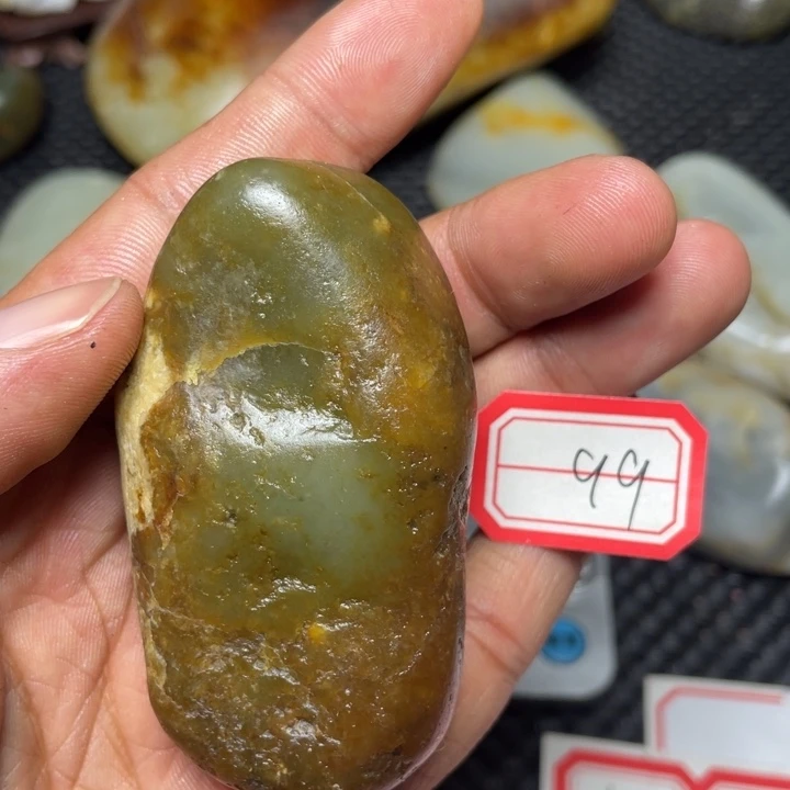 颈饰未镶嵌和田玉99