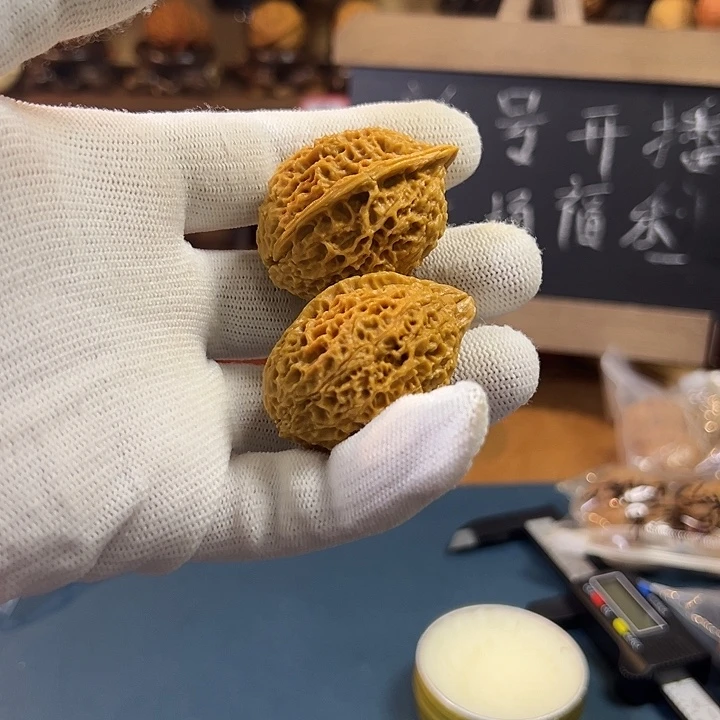 吊坠文玩核桃鸭嘴兽