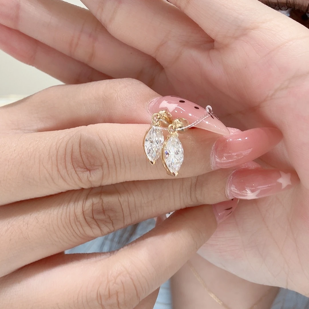 18K金镶嵌实验室培育钻石单颗50，一对1ct
