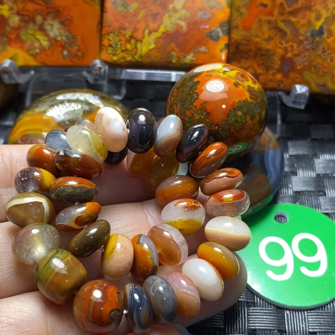 未镶嵌颈饰玛瑙/玉髓天*