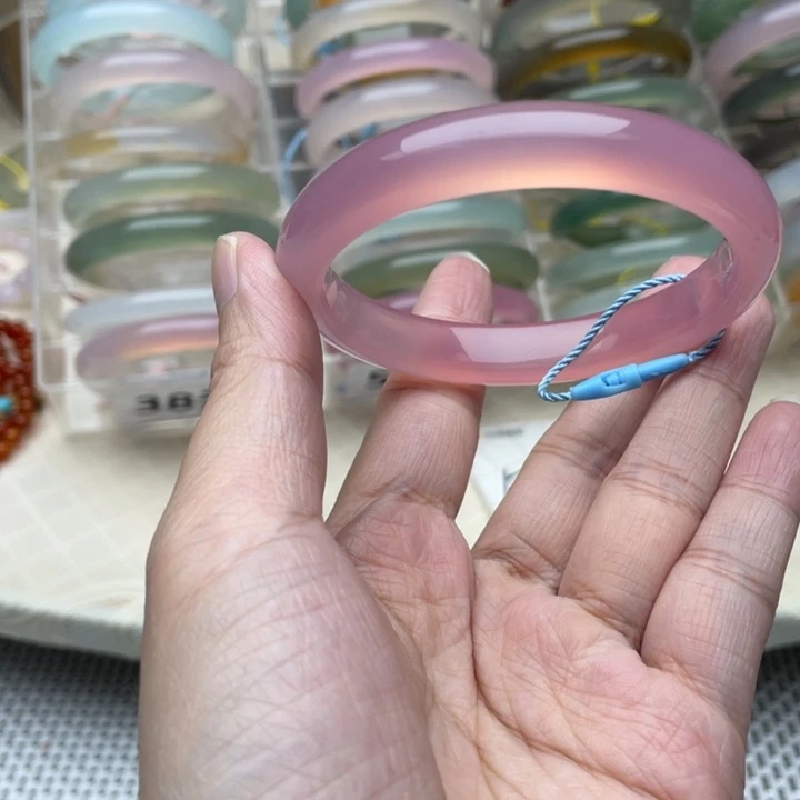 玛瑙/玉髓未镶嵌手镯56圈口