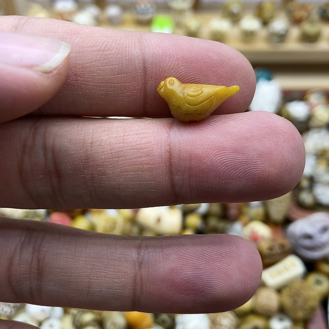 其他驼骨吉祥鸟配饰背云