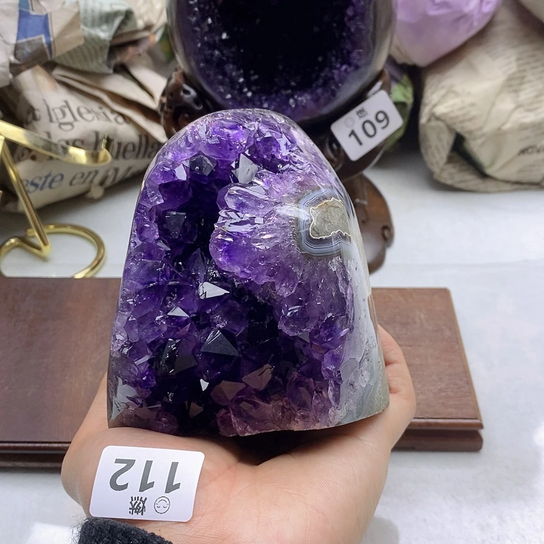 紫晶大型摆件（非配饰）未镶嵌
