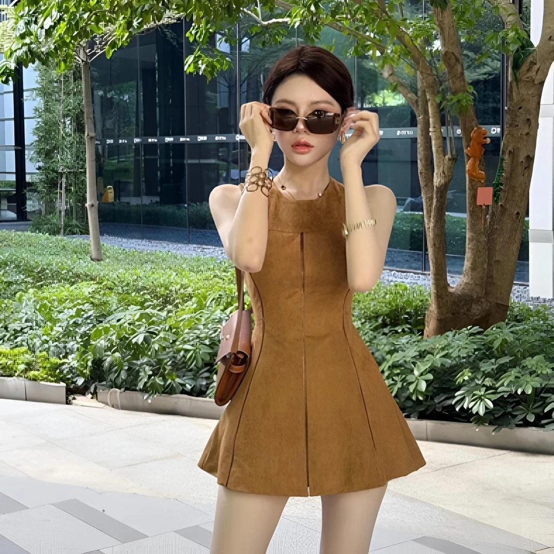 粉红PINK丨“定格经典”设计感韩版镂空收腰连衣裙LWJ25B2Q1074