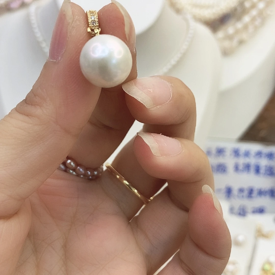 小***徐颈饰钛钢淡水珍珠
