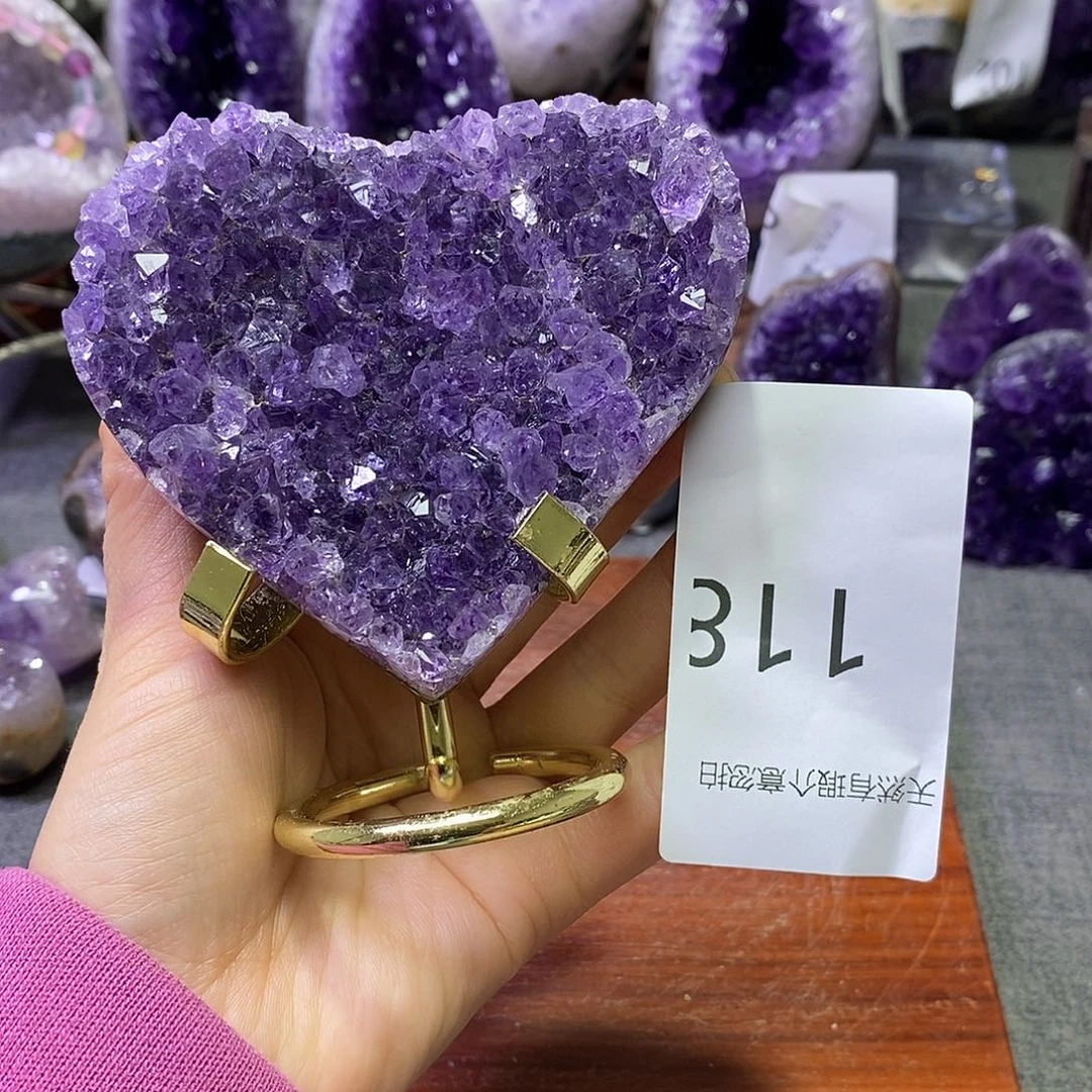 珠宝半成品未镶嵌紫晶