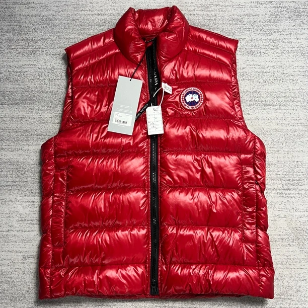 未使用 CANADA GOOSE 加拿大鹅 红色轻量化马甲背心羽绒服 S/L