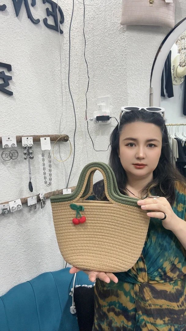 蝴蝶结编织横款方型流苏手提包宝宝编制工装风山本风