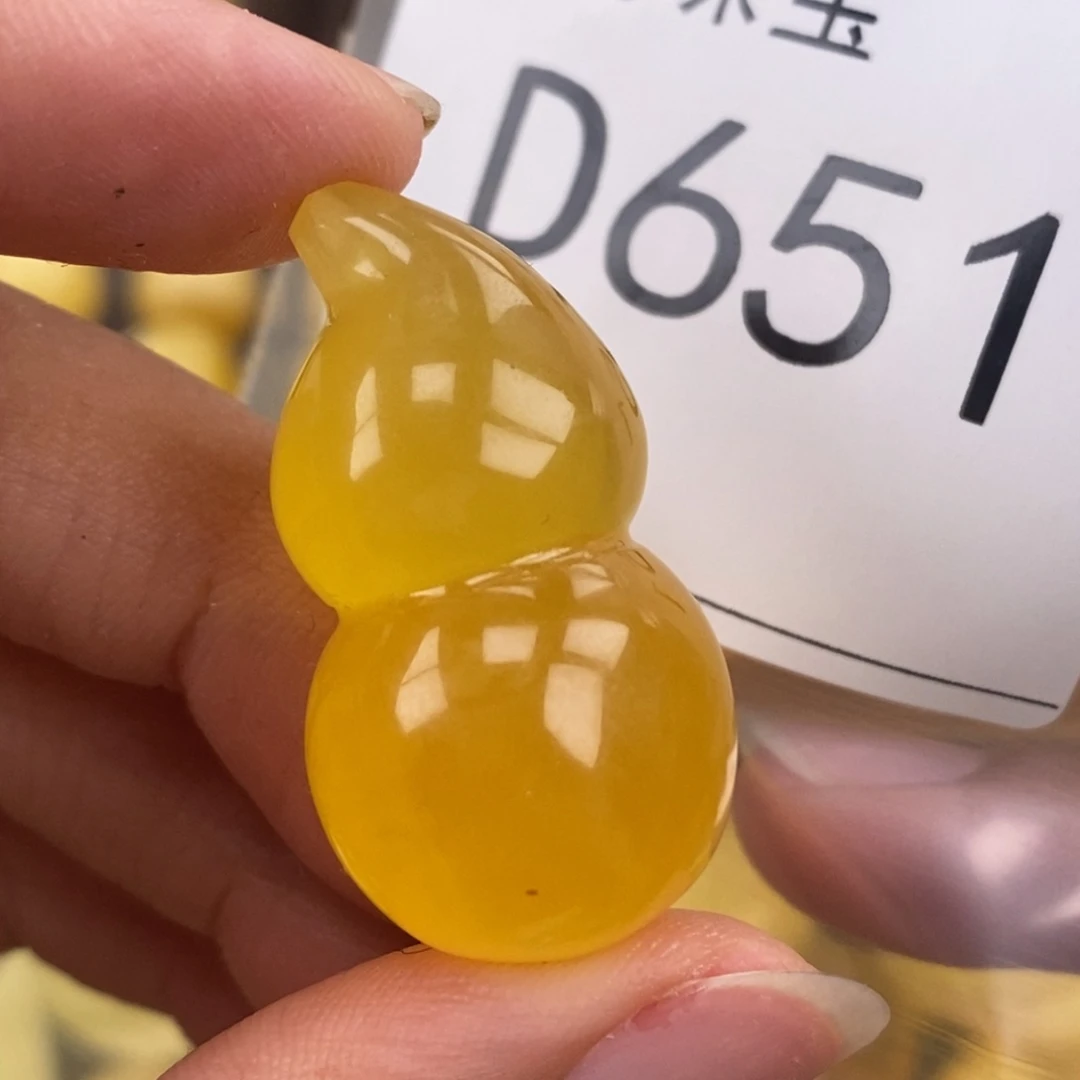 琥珀未镶嵌珠宝奇石17.8