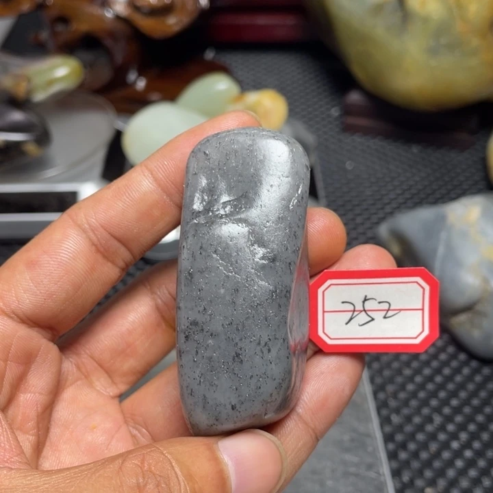 颈饰未镶嵌和田玉252