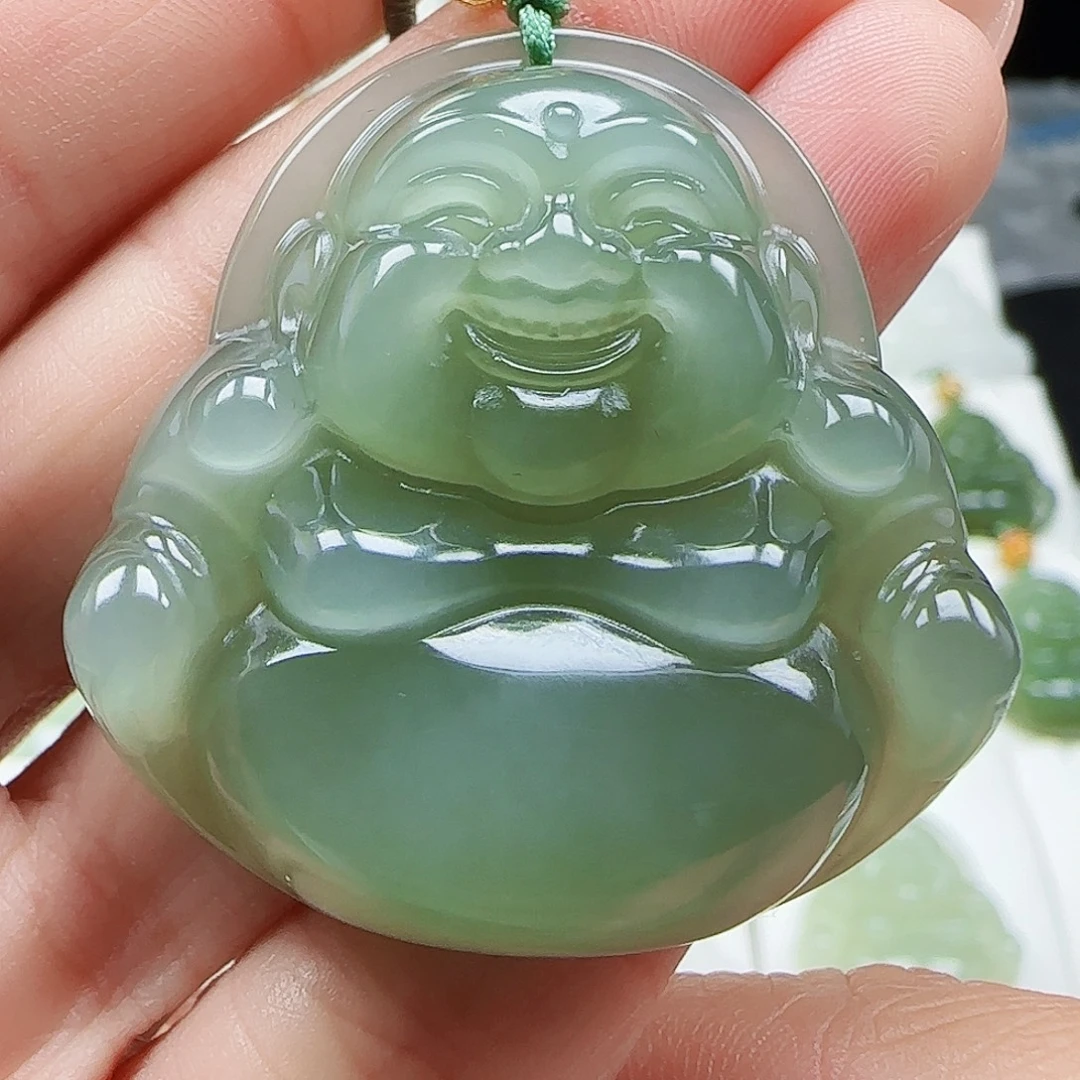 和田玉18K金镶嵌吊坠(赠链)