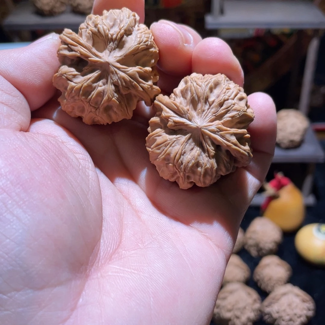 文玩核桃把件37鬼龙