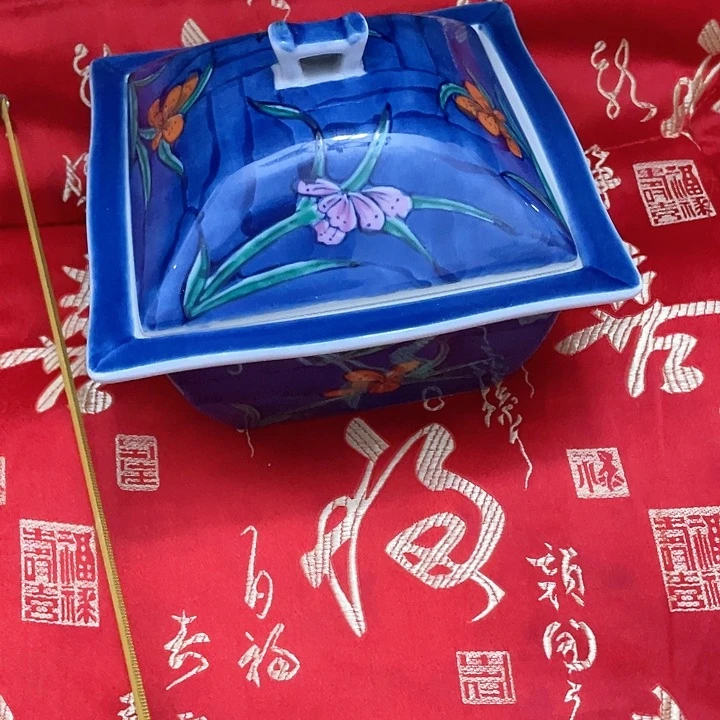 中古回流瓷器默认微瑕介意勿拍如**生