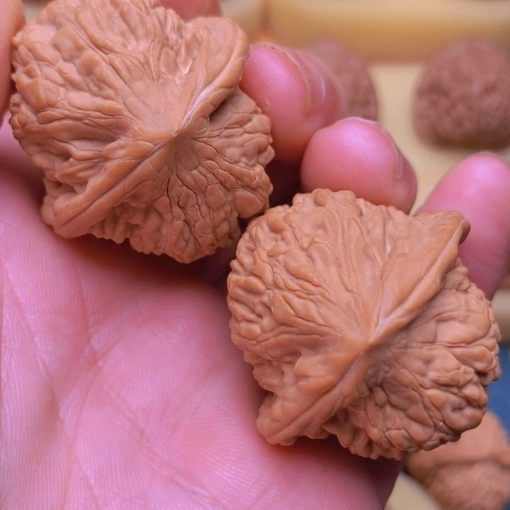 文玩核桃把件40全品玖月